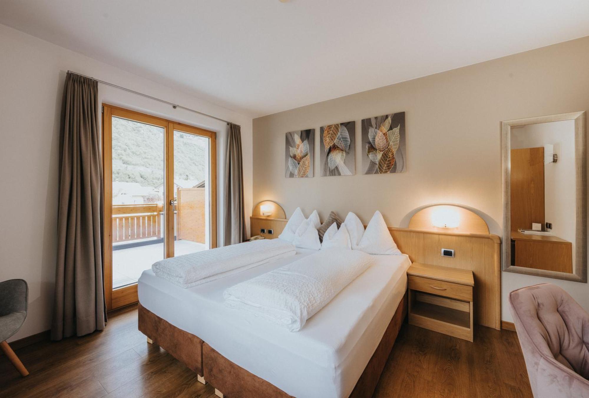 Hotel Bischofhof - Bistro Jasmin К'юза Екстер'єр фото