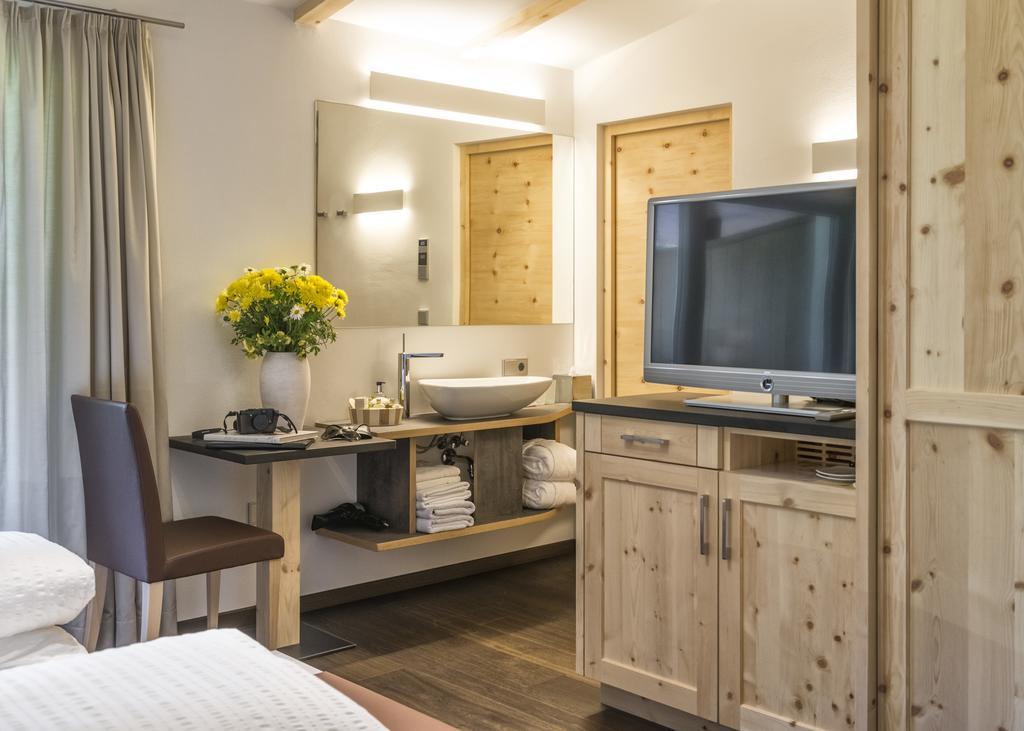 Hotel Bischofhof - Bistro Jasmin К'юза Екстер'єр фото
